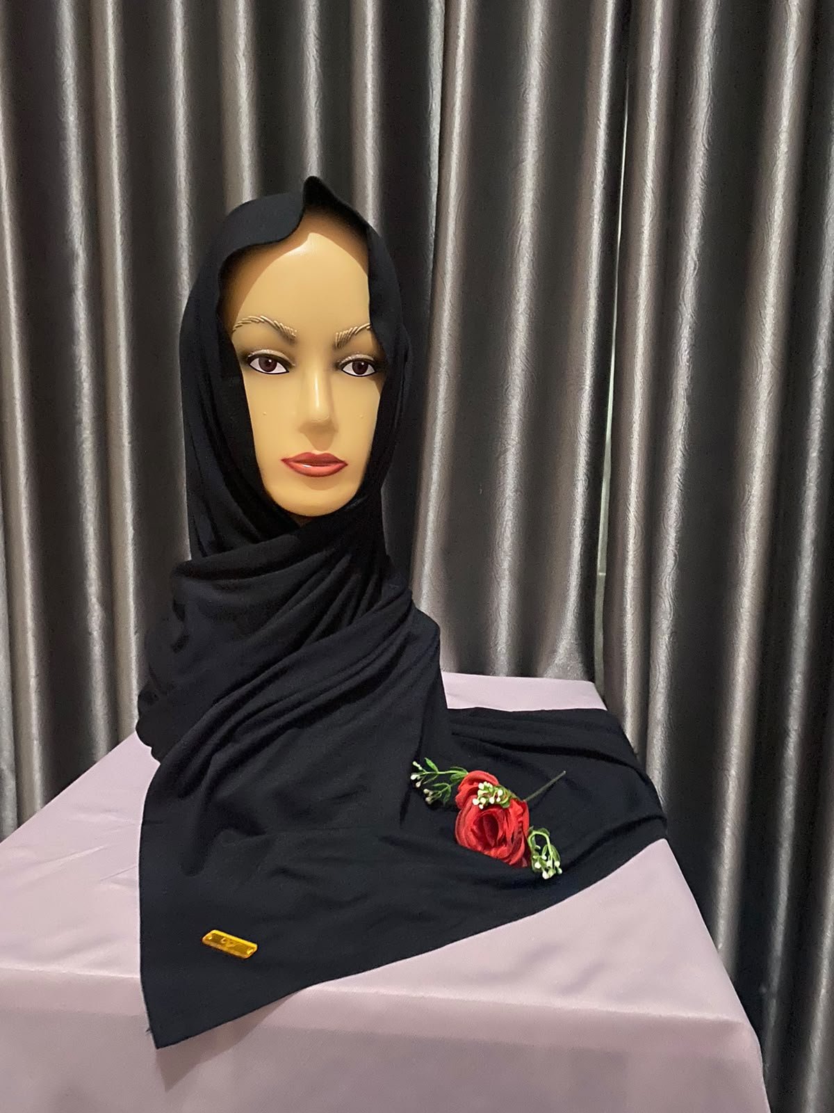 PASMINA RAYON-HITAM